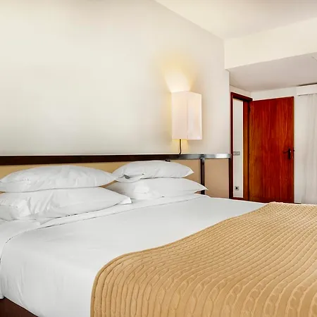 Pousada Forte Horta Отель 4*