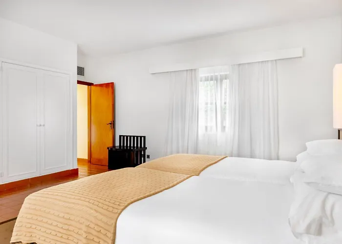 Hotel Pousada Forte Horta 4*